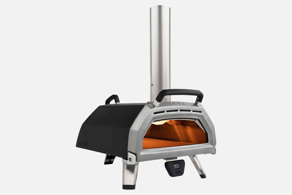 Ooni Karu 16 Multi-Fuel Pizza Oven