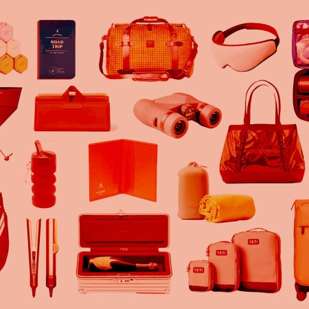 Best travel gifts to give this holiday 2023