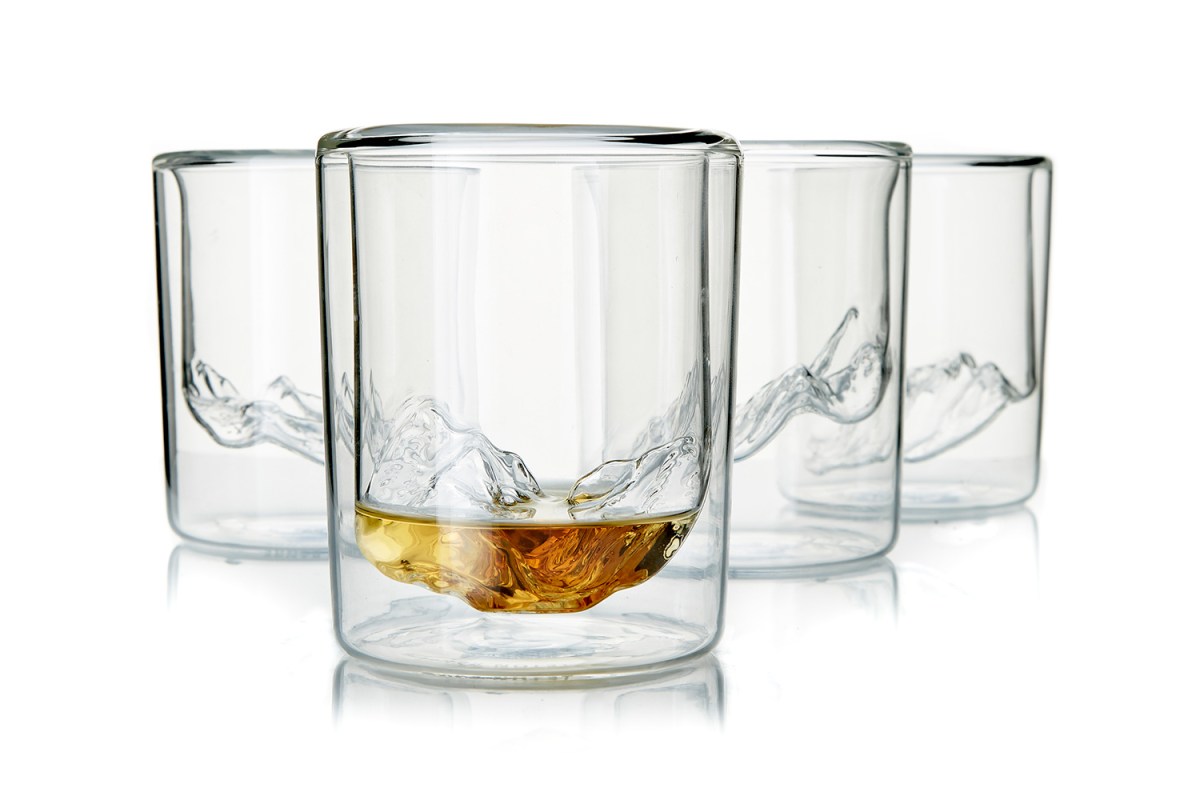 <strong>Whiskey Peaks Grand Tetons Glasses (Set of 4)</strong>