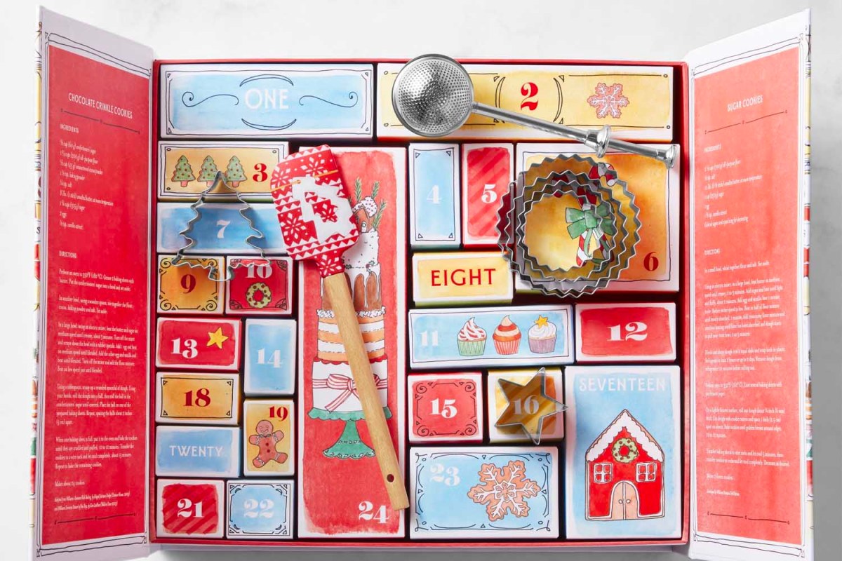 Williams Sonoma Holiday Advent Calendar: 24 Days of Baking Cookies